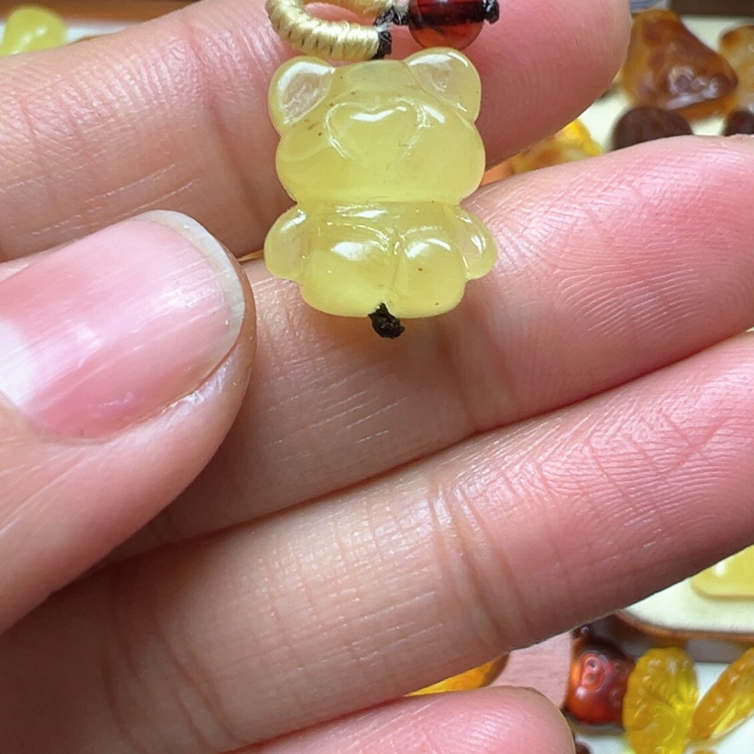 琥珀吊坠(不含链)未镶嵌