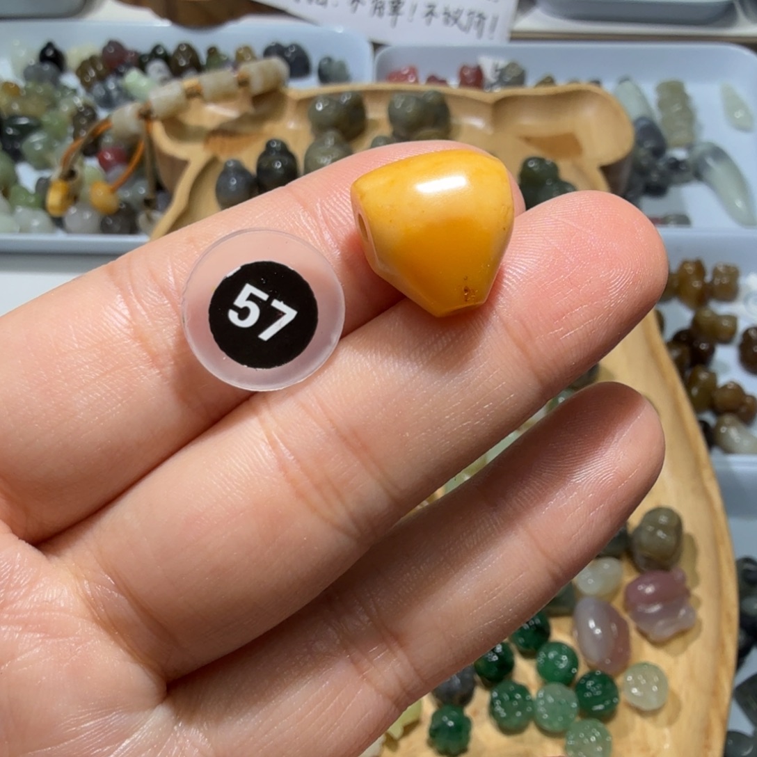 和田玉未镶嵌珠宝奇石