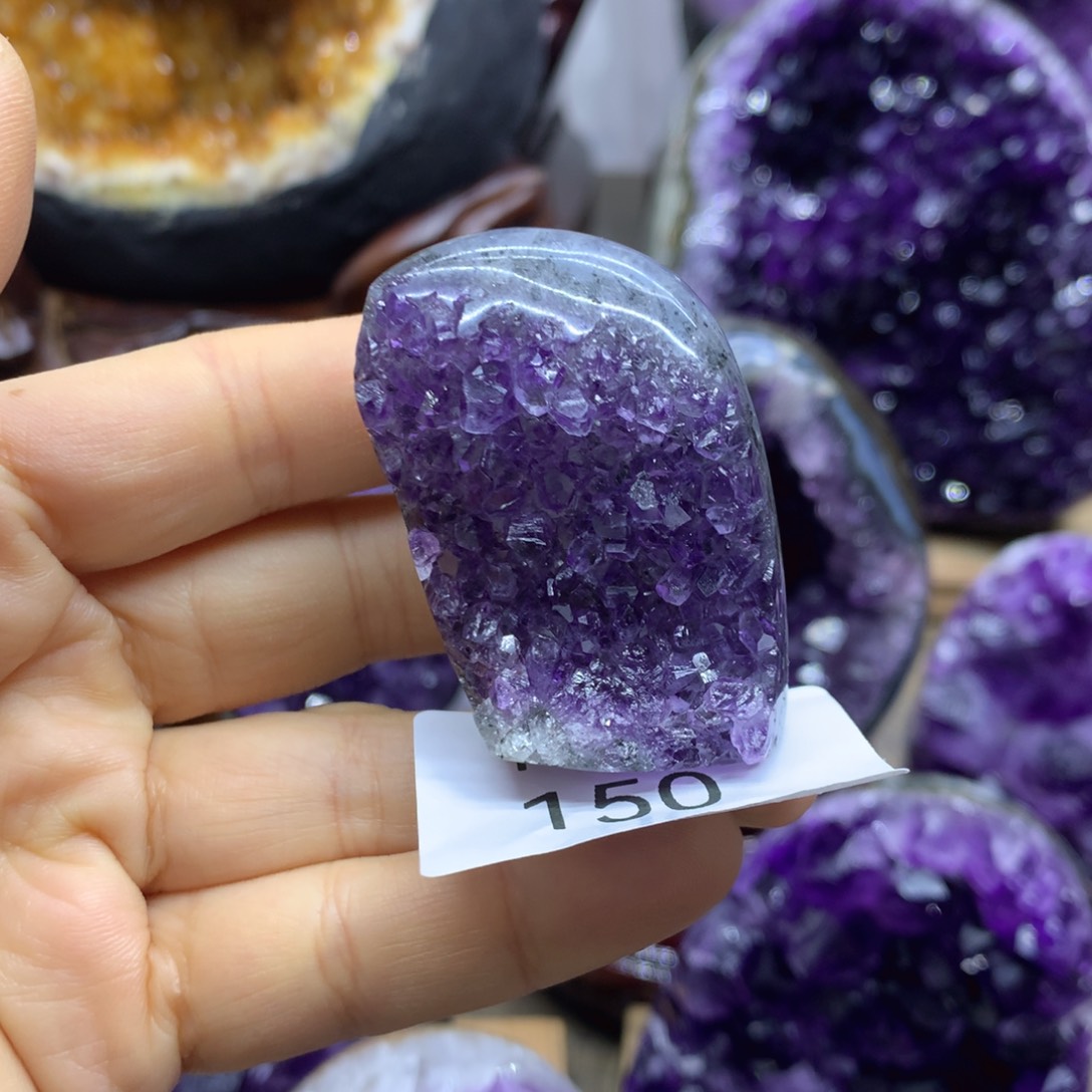 紫晶大型摆件（非配饰）未镶嵌