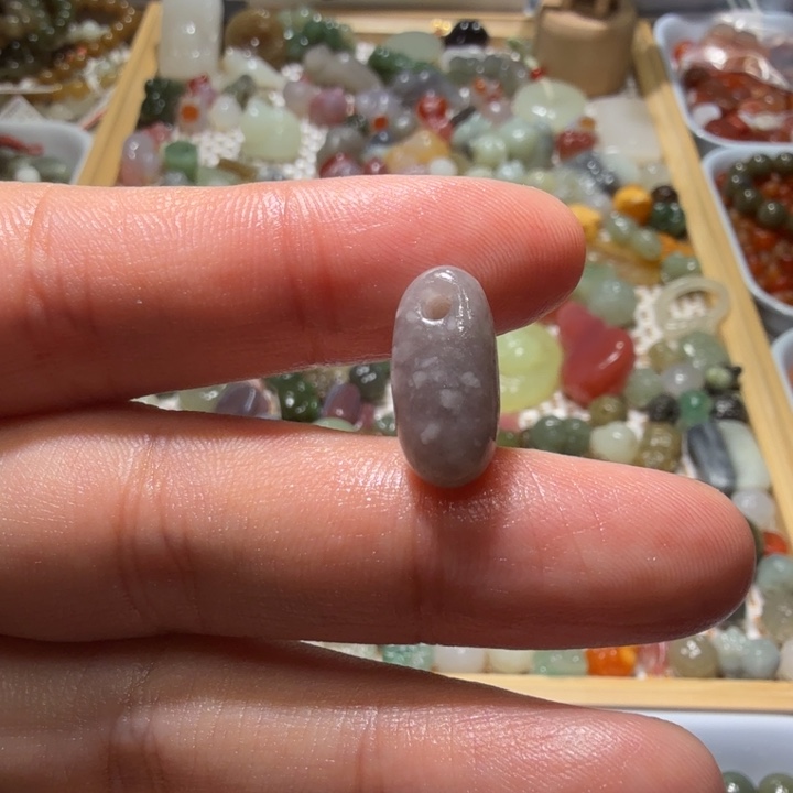 和田玉未镶嵌珠宝半成品