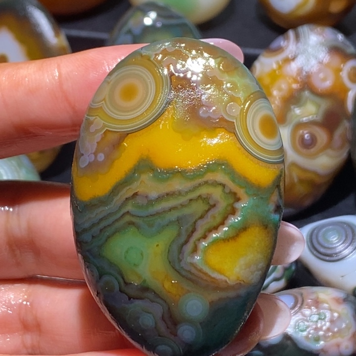 玛瑙/玉髓未镶嵌珠宝奇石27