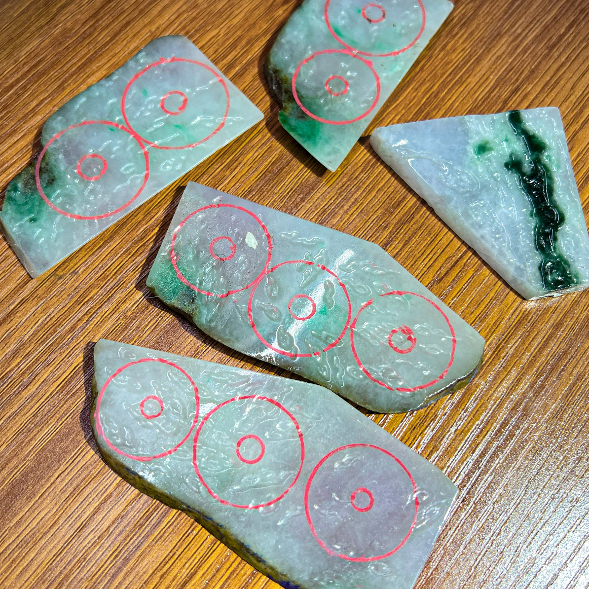 缅甸翡翠吊坠项链