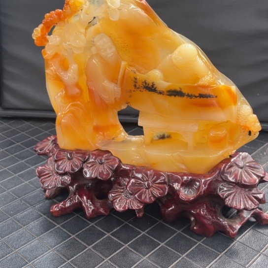 石英质玉（黄龙玉）摆件未镶嵌