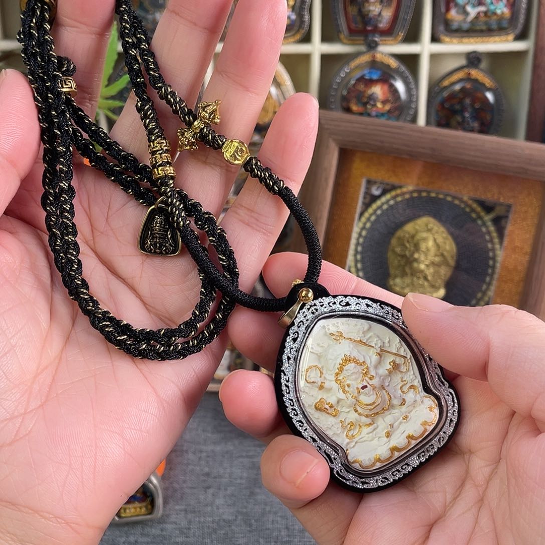 泥塑大黑天擦擦+绑绳