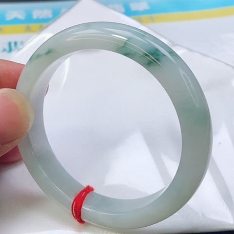 翡翠手镯未镶嵌0682号