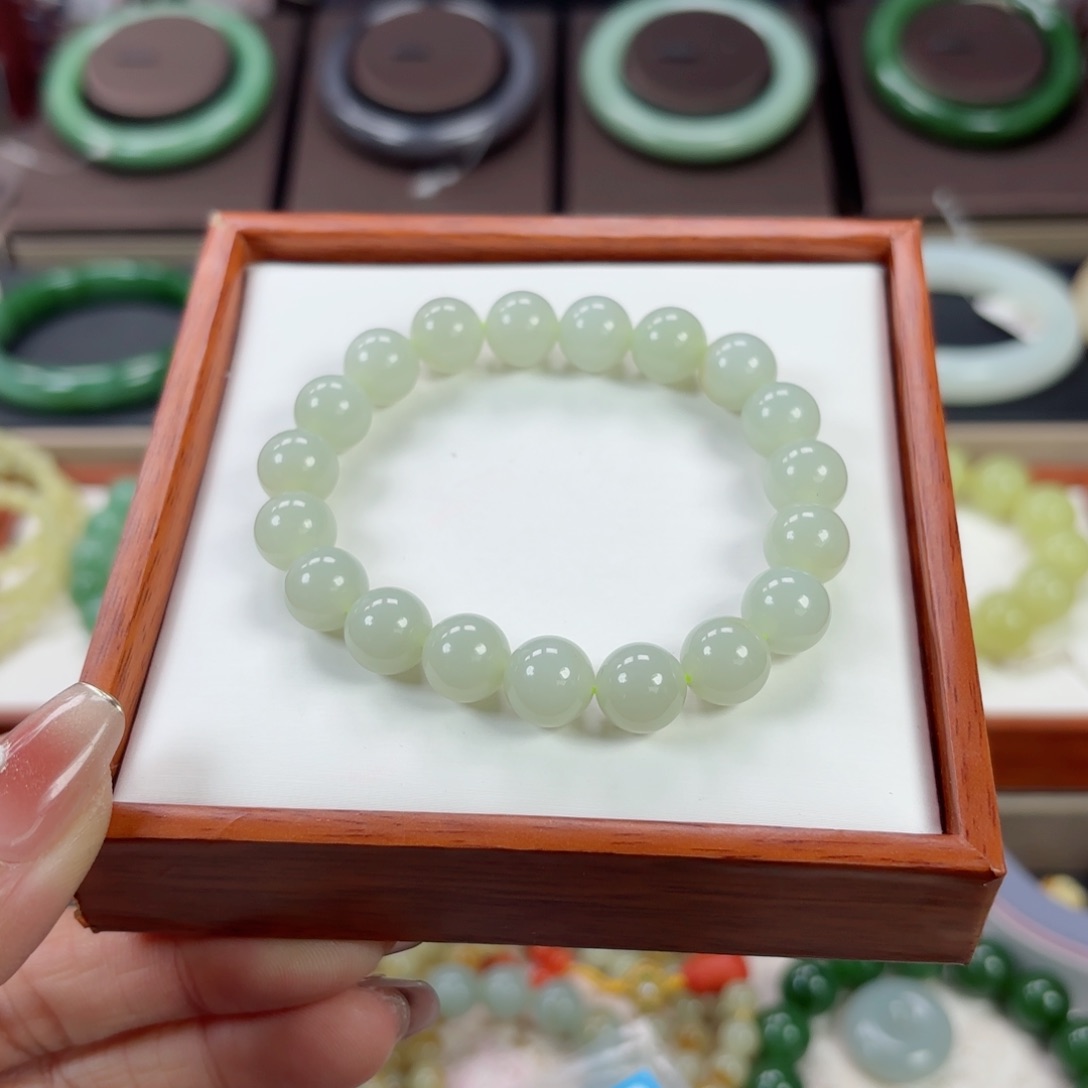 和田玉手链未镶嵌