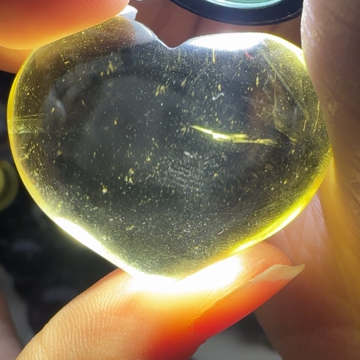 水晶未镶嵌摆件b018