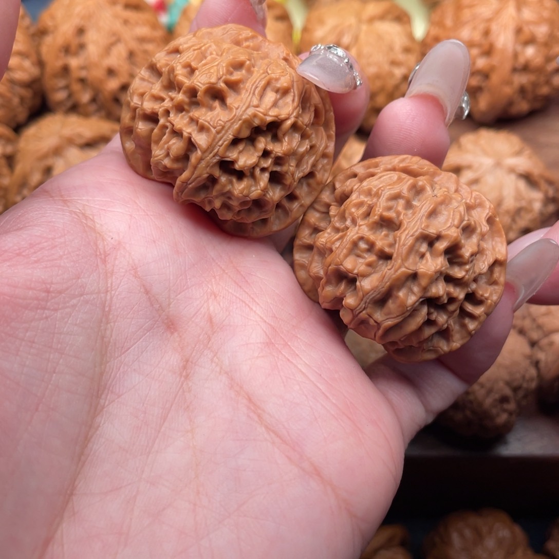 文玩核桃把件手捻苹果36