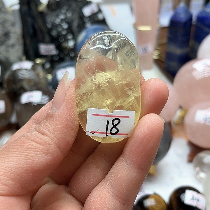 黄晶30克黄水晶把玩未镶嵌