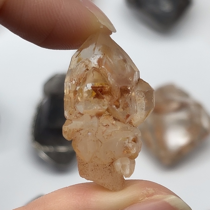 未镶嵌水晶颈饰巴基斯坦油胆闪灵钻30mm+