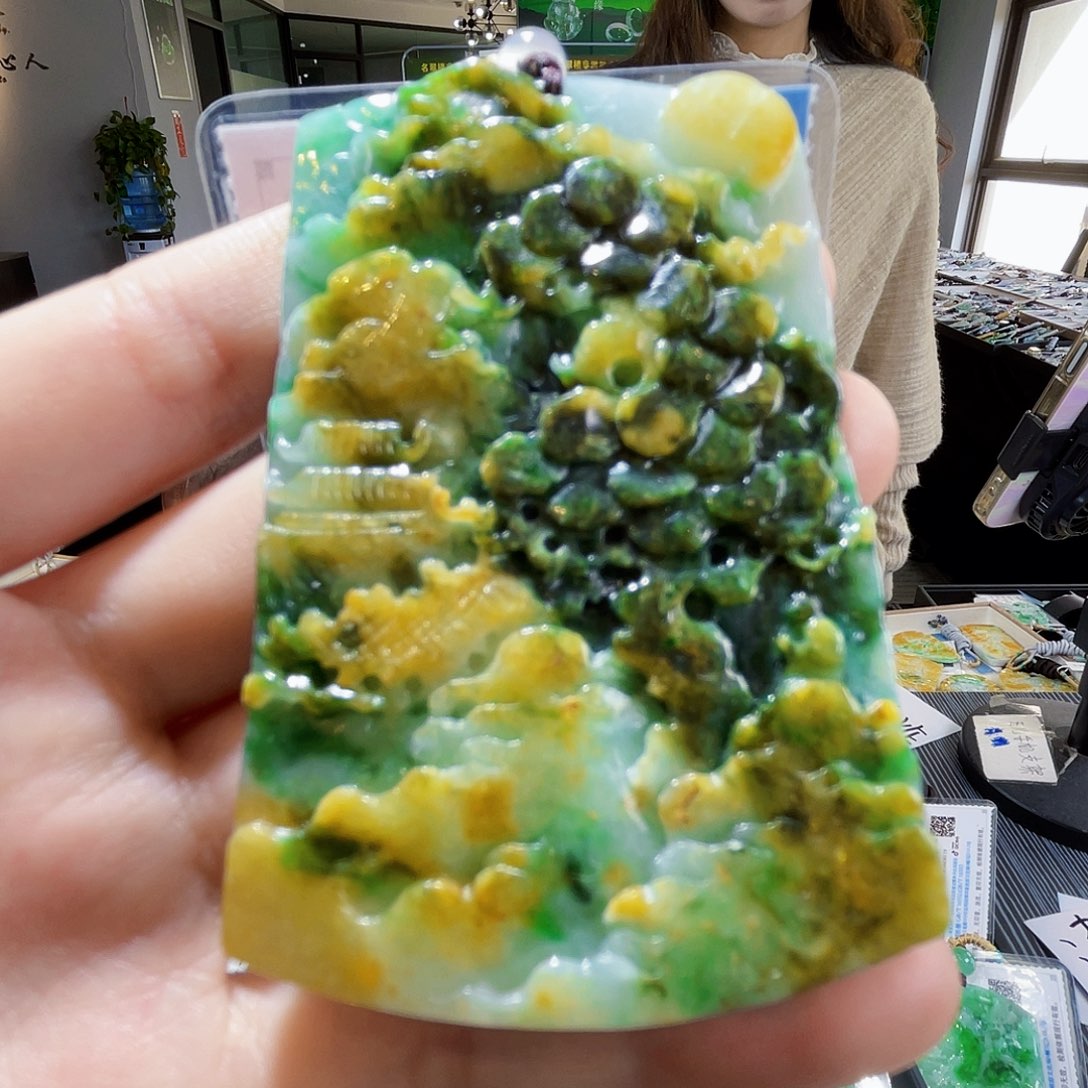 颈饰未镶嵌翡翠翡翠