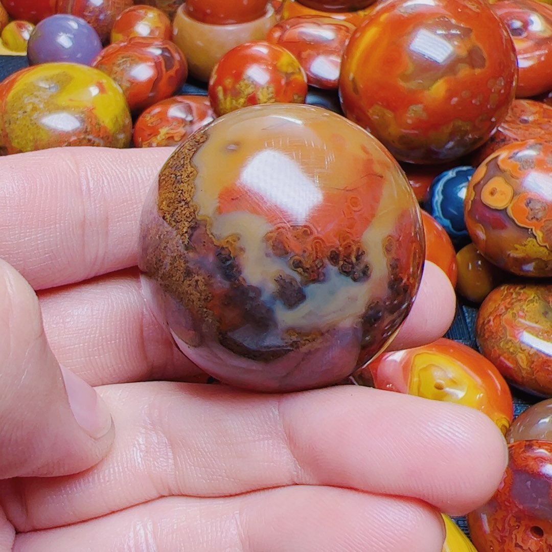 玛瑙/玉髓手链未镶嵌富**?