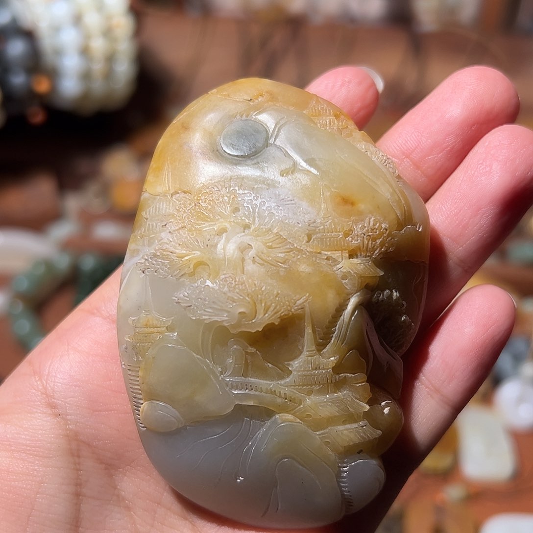 和田玉未镶嵌颈饰