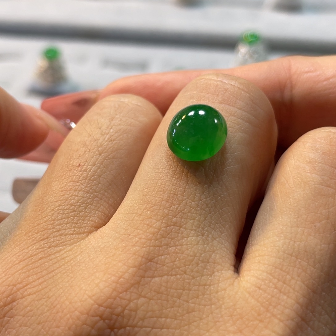 未镶嵌定制翡翠蛋面