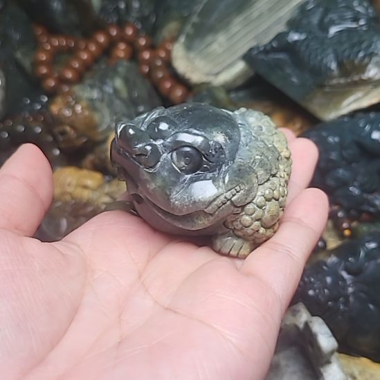 岫岩河磨玉（透闪石质玉）未镶嵌挂件