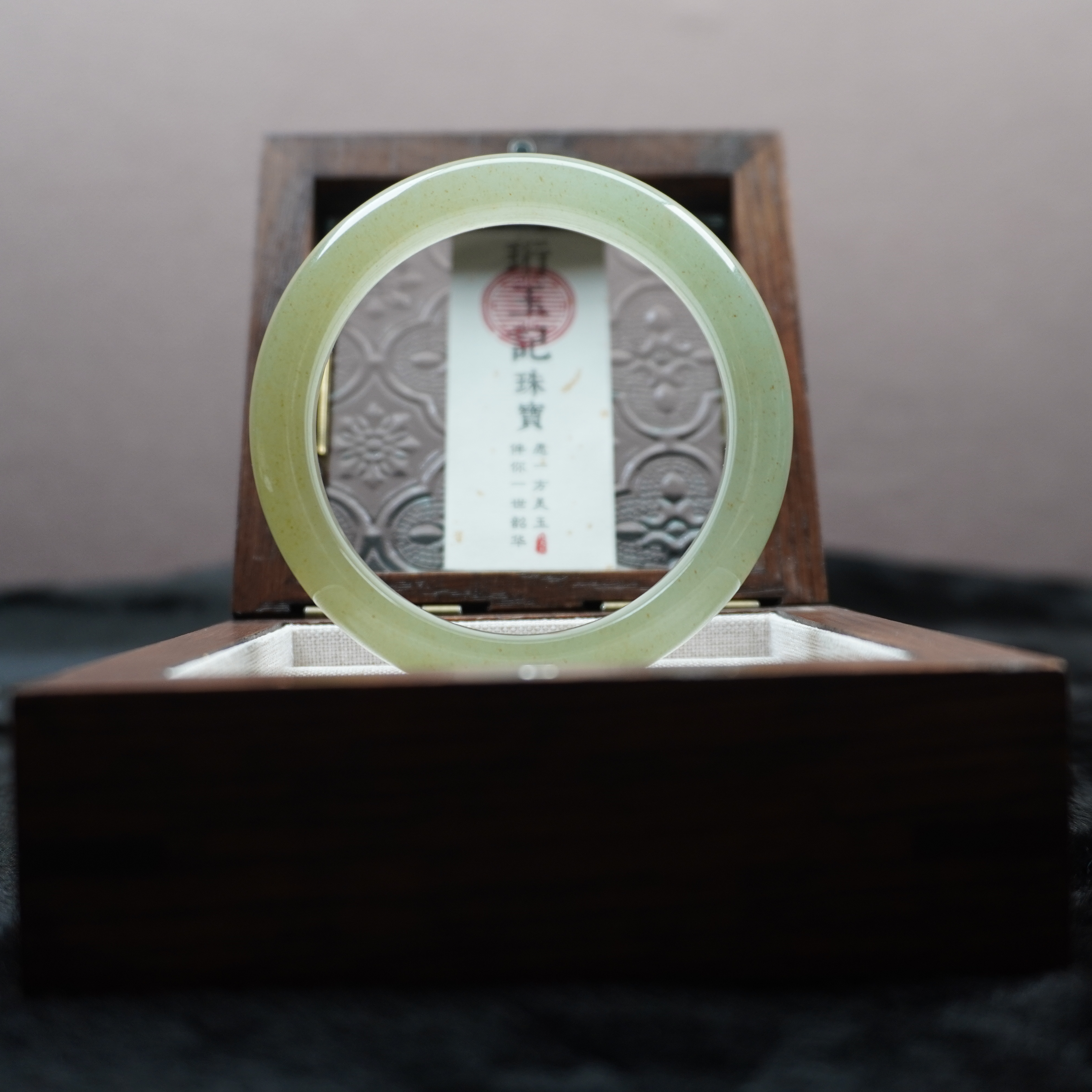 天然东陵玉石手镯老茶色茶晴色一口糖精美显白大气贵气美人镯