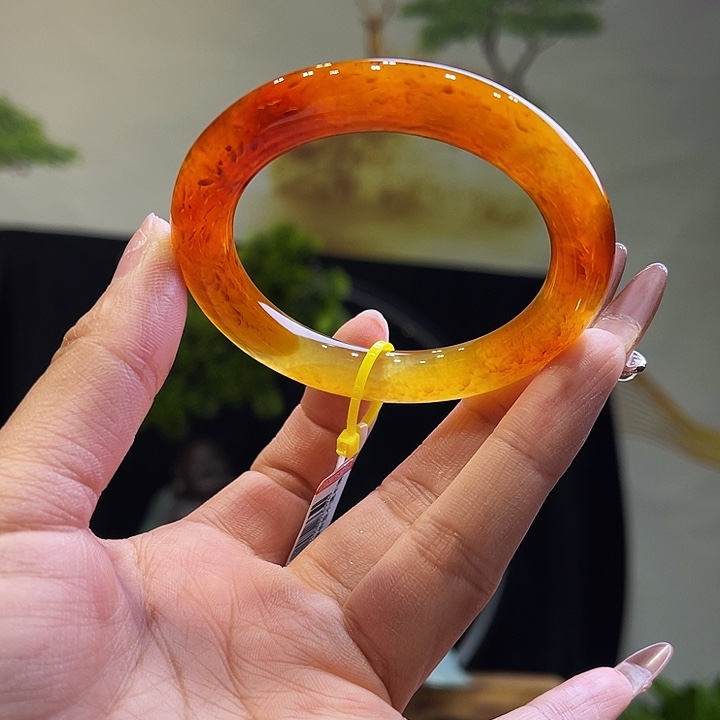 玛瑙/玉髓手镯未镶嵌