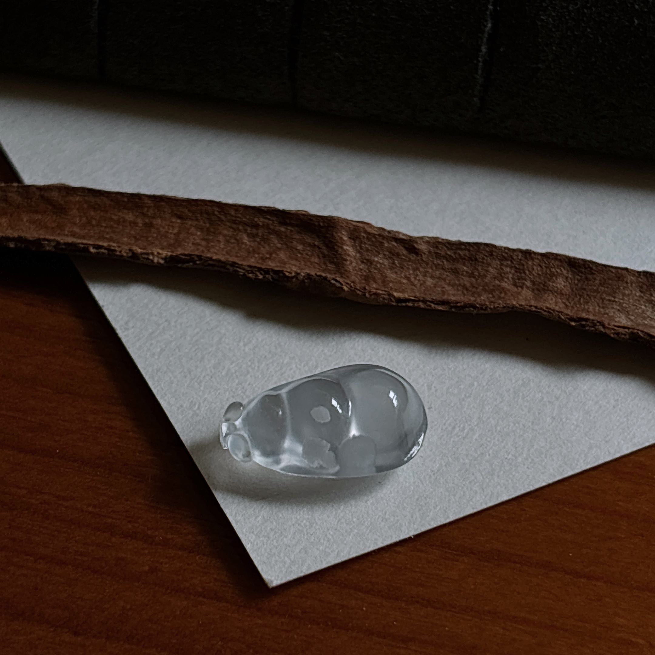 缅甸天然翡翠a货老坑种木纳雪花棉四季豆种好形体饱满镶嵌锁骨链