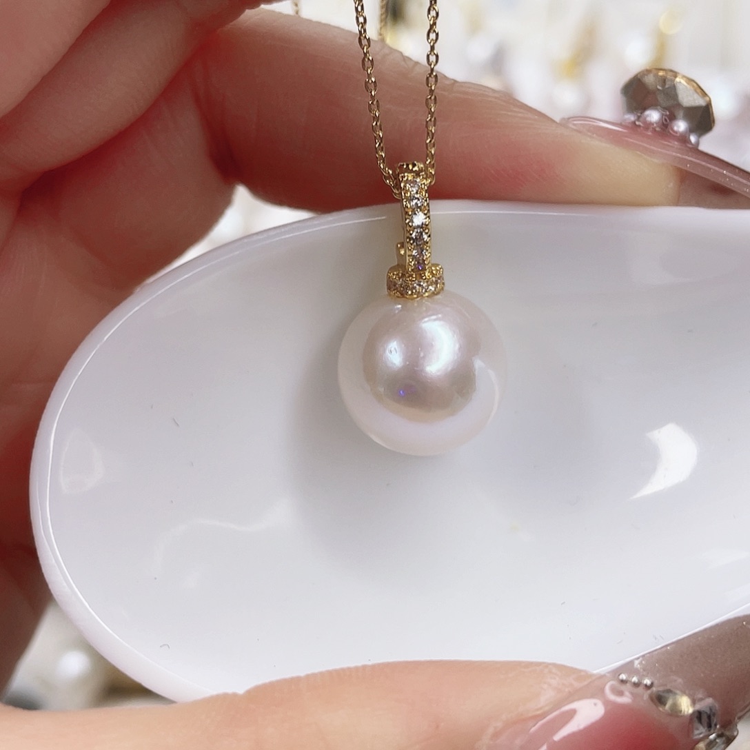 淡水珍珠吊坠(赠链)未镶嵌