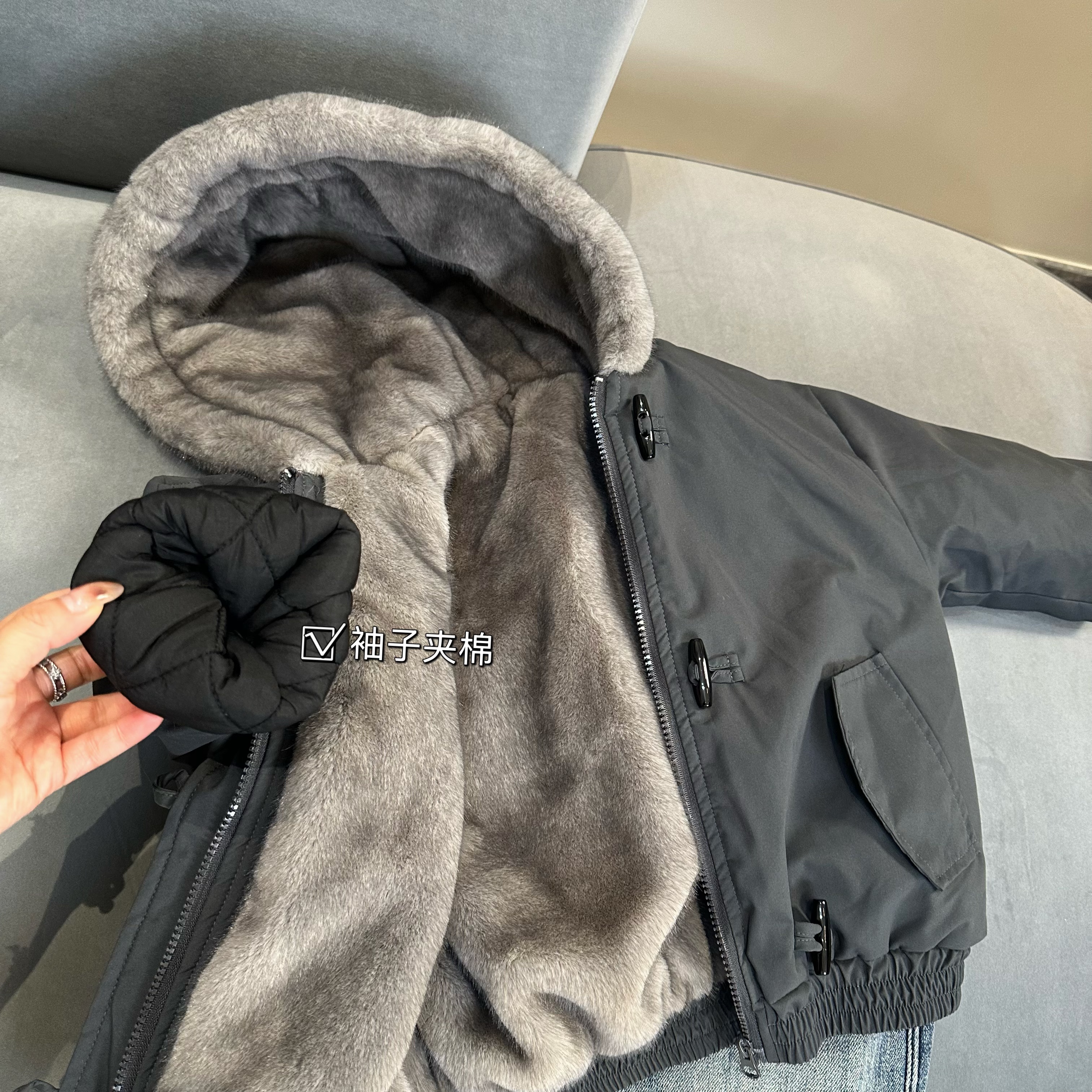 甜妈家童装 冬装新款儿童加厚连帽棉服男女童加毛保暖外套潮