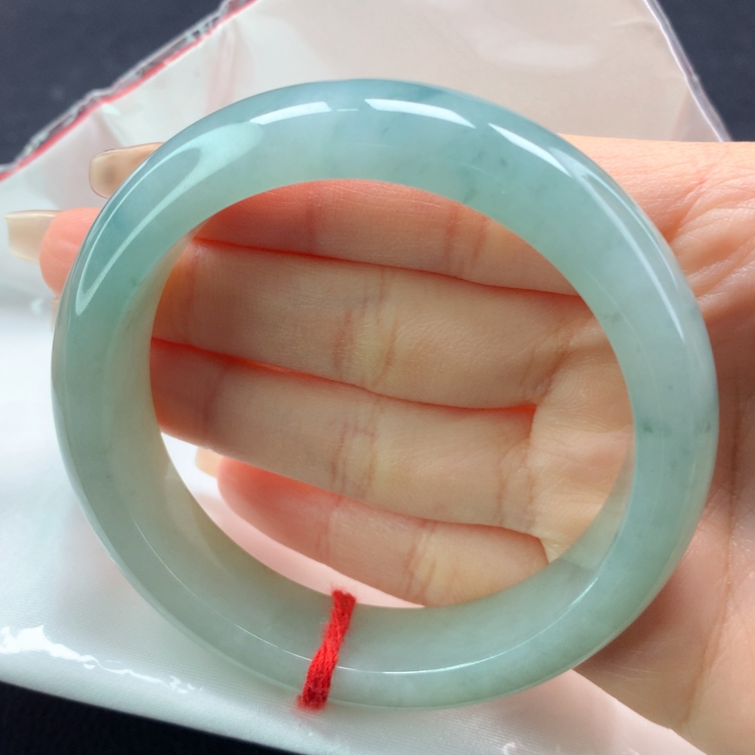 翡翠手镯未镶嵌（19号）（小轮胎）