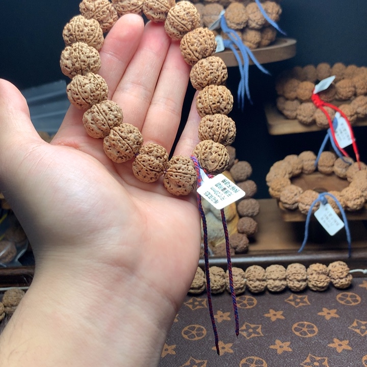 金刚菩提吊坠古龙蜂窝双龙梅花精品20mm