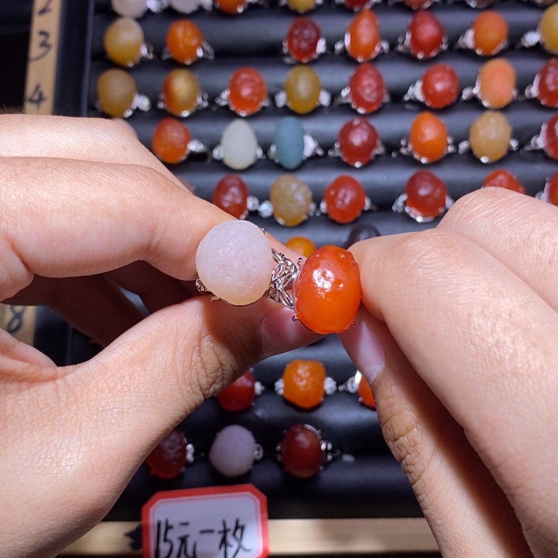 哆***梦玛瑙/玉髓合金戒指