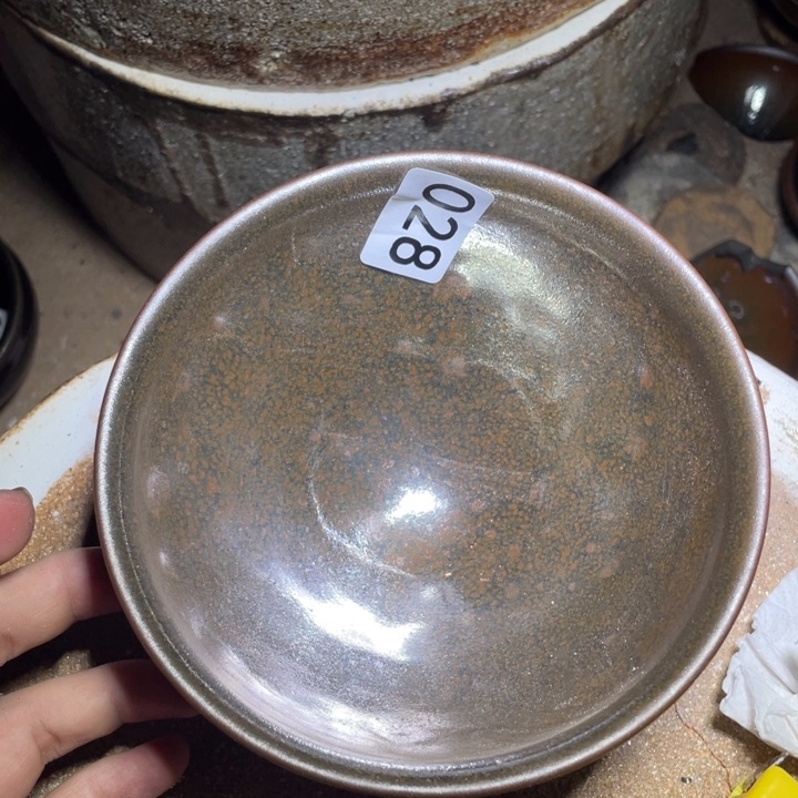 陶瓷马克杯一片漆黑……不