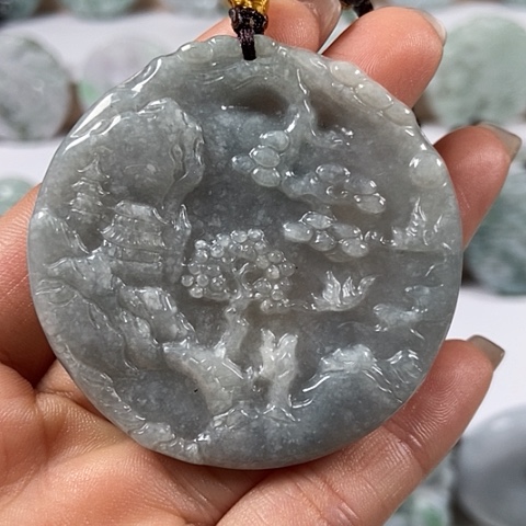 翡翠颈饰未镶嵌山水牌福利