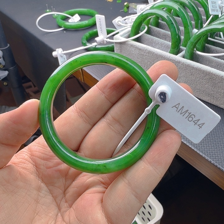 和田玉（碧玉）手镯未镶嵌53