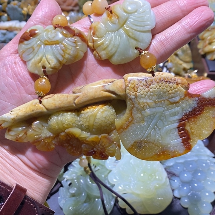 岫玉岫玉吊坠未镶嵌