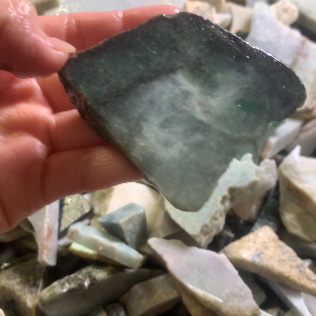 翡翠颈饰未镶嵌缅甸翡翠