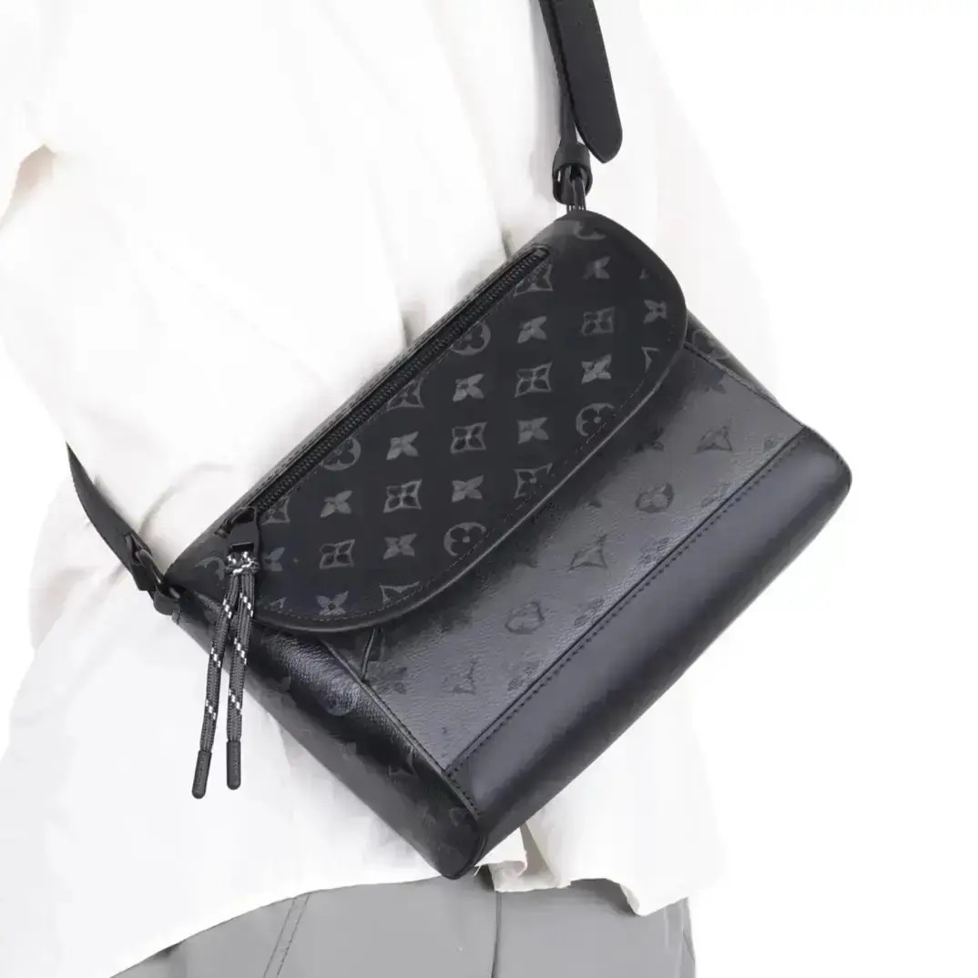 满印动物形拉链时尚链条包潮流街头潮流男士斜挎包