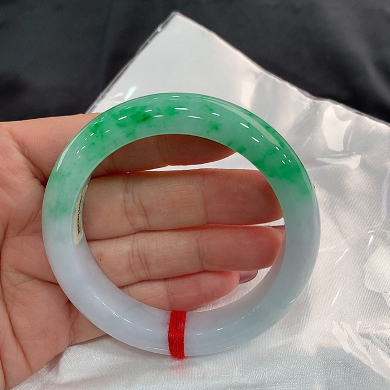 【闪购商品】翡翠手镯未镶嵌56，55/56