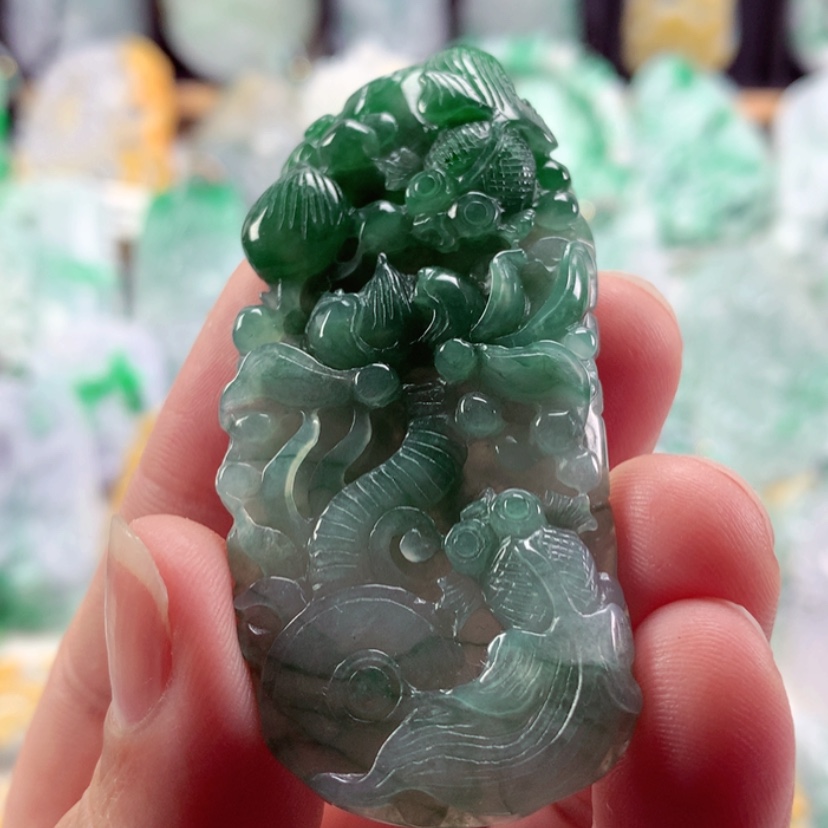 【闪购商品】翡翠吊坠(不含链)未镶嵌