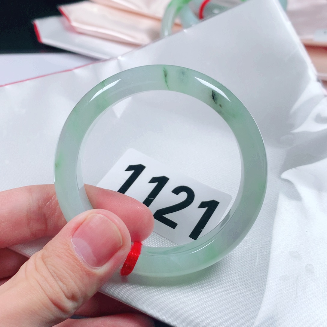 翡翠手镯未镶嵌翡翠手镯1121