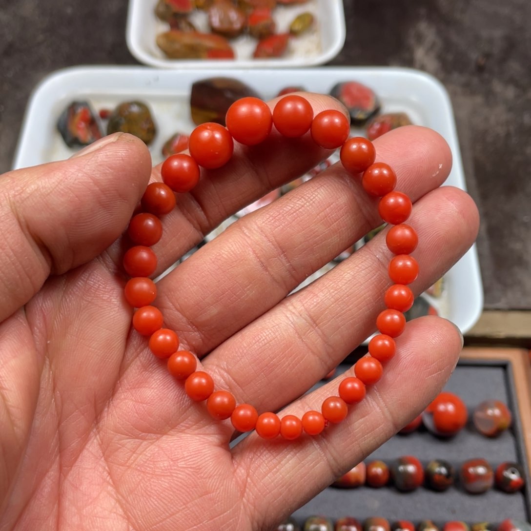 南红玛瑙手链合金