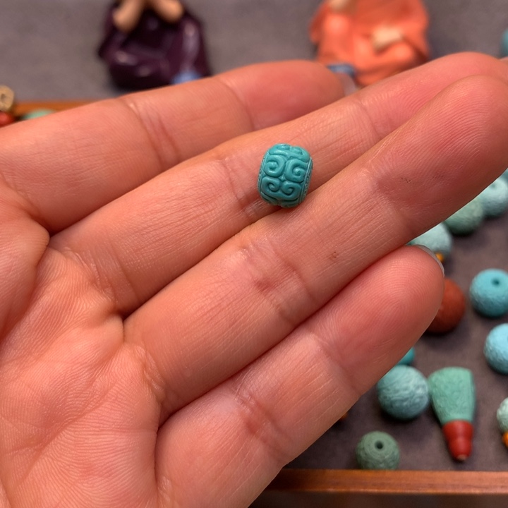 绿松石颈饰未镶嵌