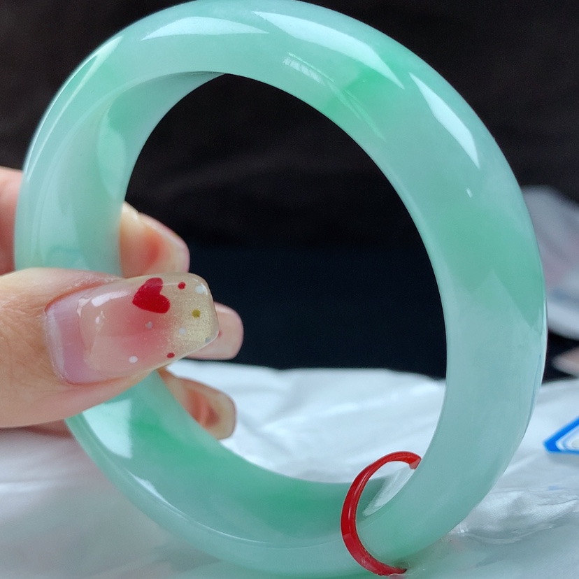 【闪购商品】翡翠手镯未镶嵌早*起8016，