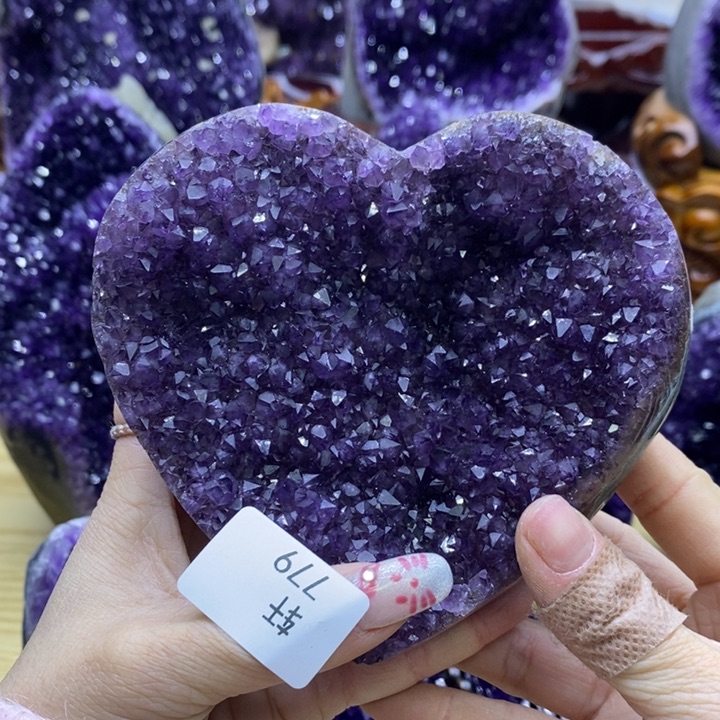 水晶大型摆件（非配饰）未镶嵌