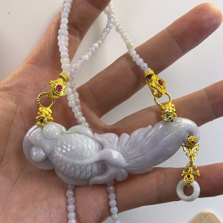 翡翠吊坠(赠链)未镶嵌代编织