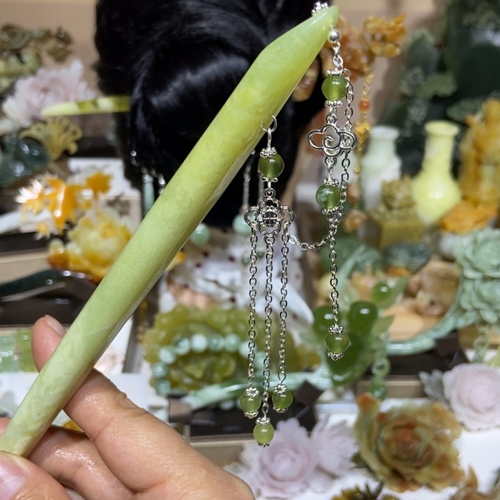 蛇纹石玉未镶嵌发饰