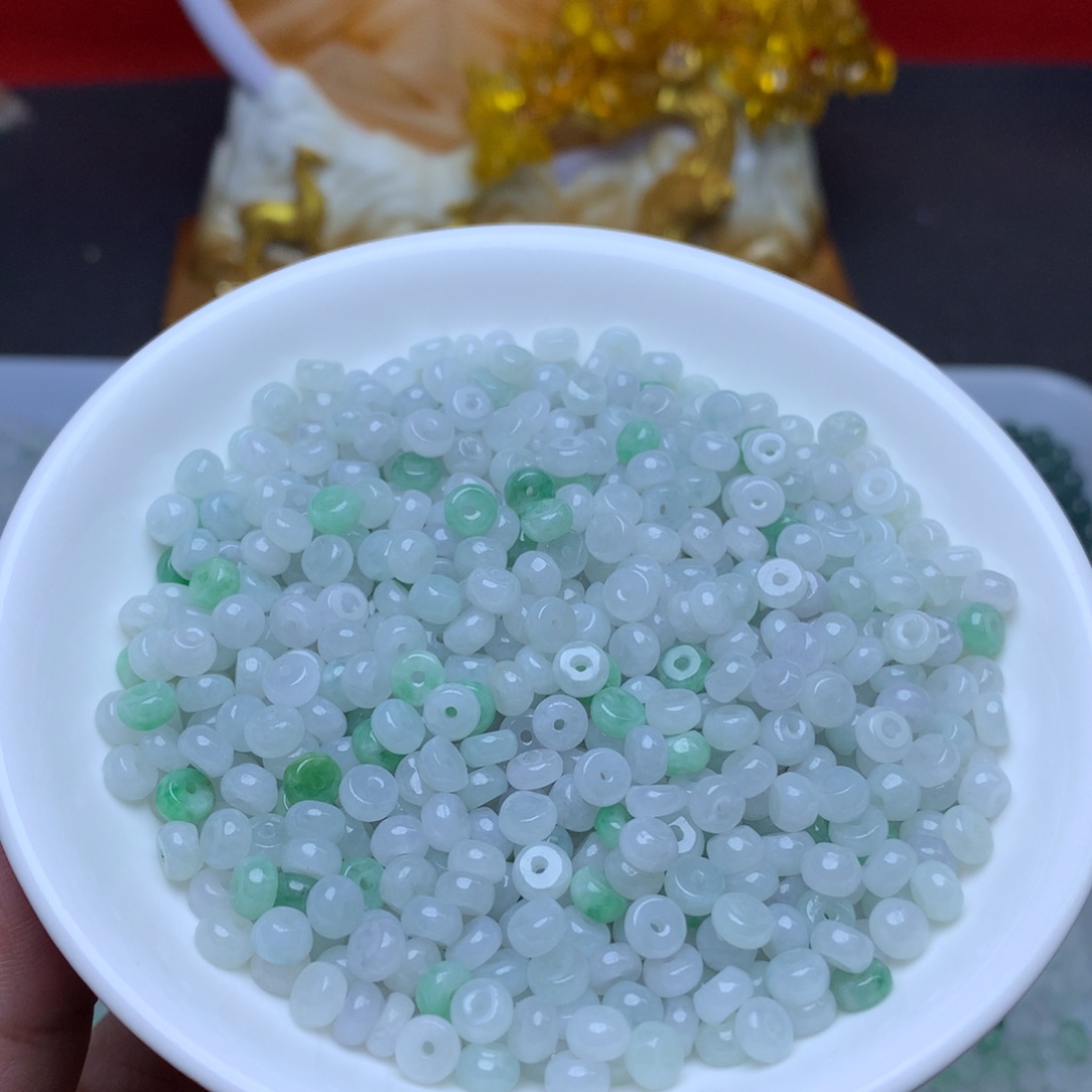 【闪购商品】翡翠手链未镶嵌卡3乘5绿白算盘60个