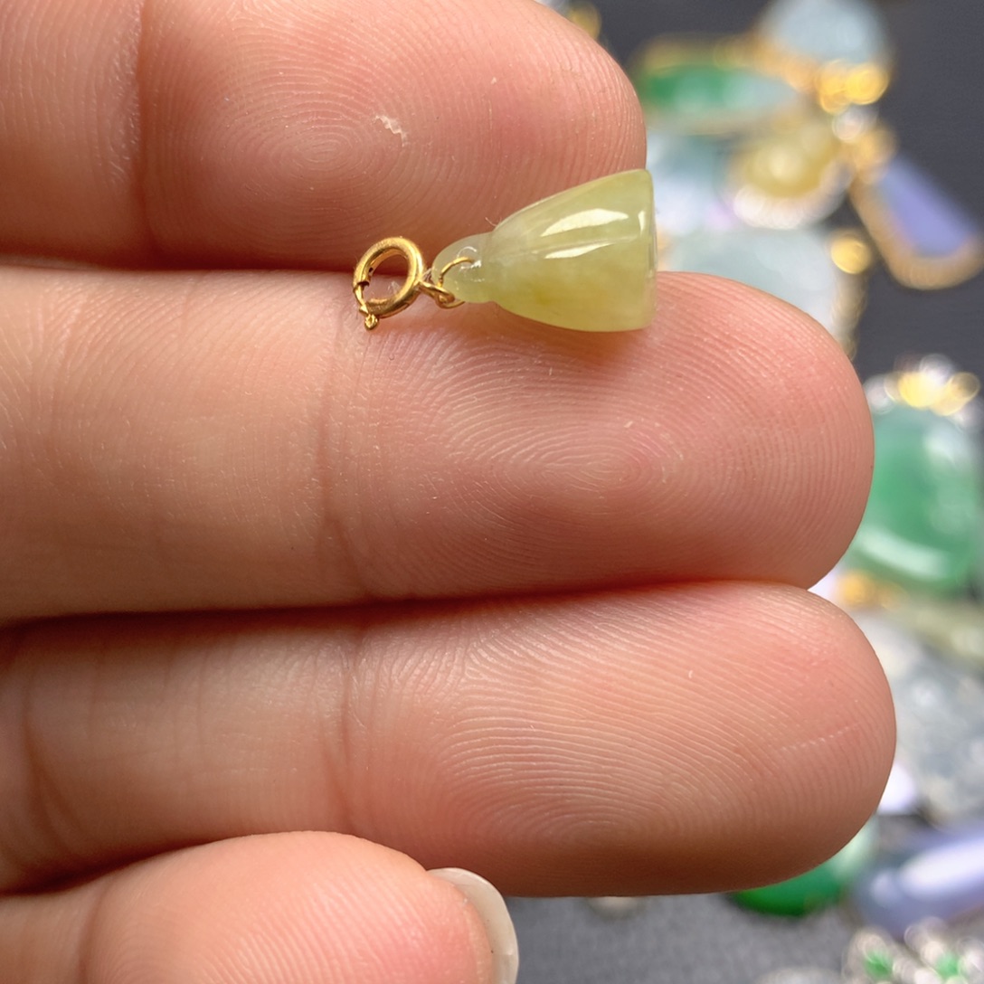 【闪购商品】翡翠颈饰18K金镶嵌翡翠