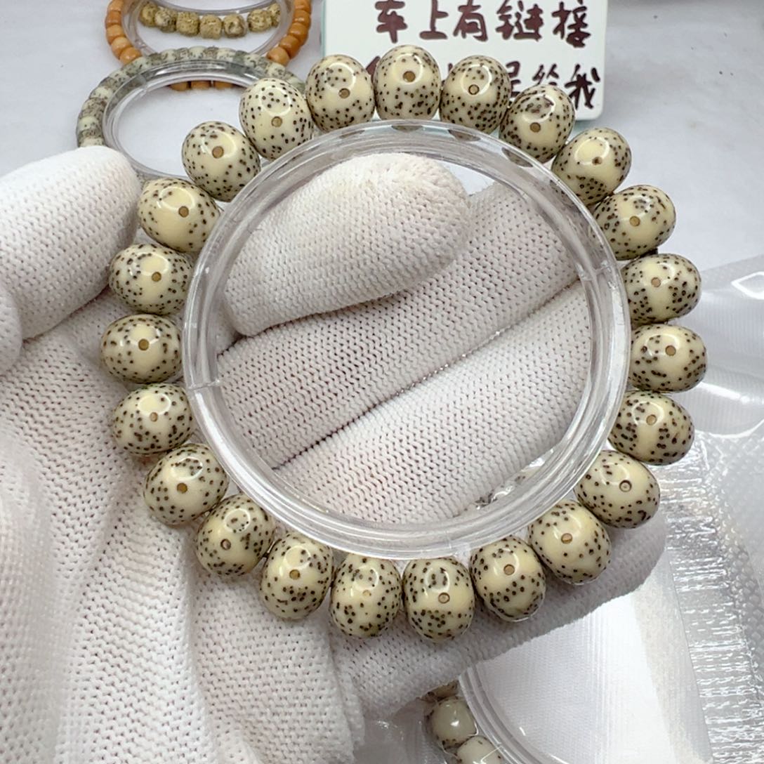 手串星月菩提12×9骨瓷白苹果珠一线眼留白  114