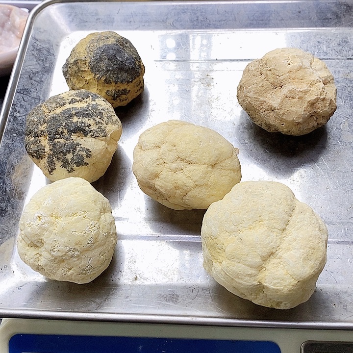 紫晶未镶嵌大型摆件（非配饰）