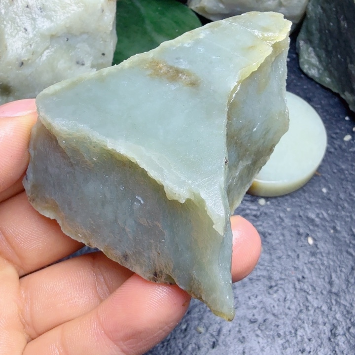 和田玉（糖玉）未镶嵌珠宝奇石