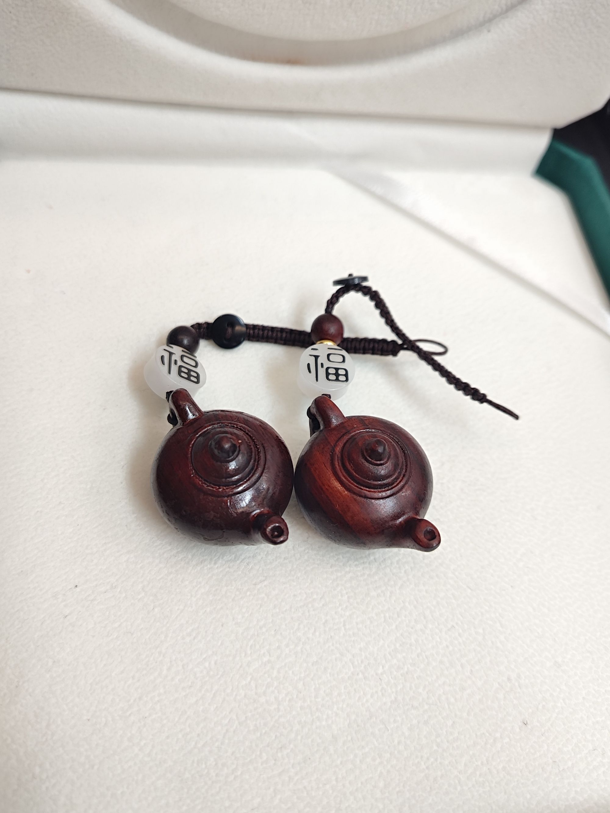 紫檀把把壶挂件(多样性一件发货）