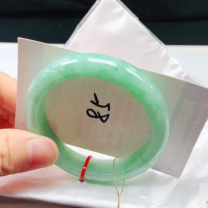 翡翠手镯未镶嵌53➕圈口