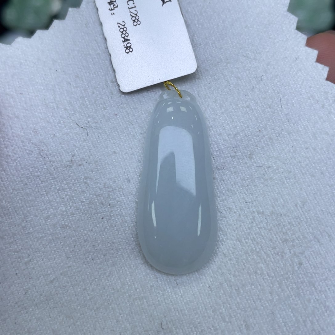 颈饰未镶嵌翡翠福瓜